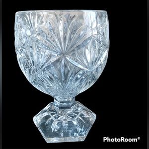 6" TELEFLORA Crystal Goblet or
Decorative Crystal Accent